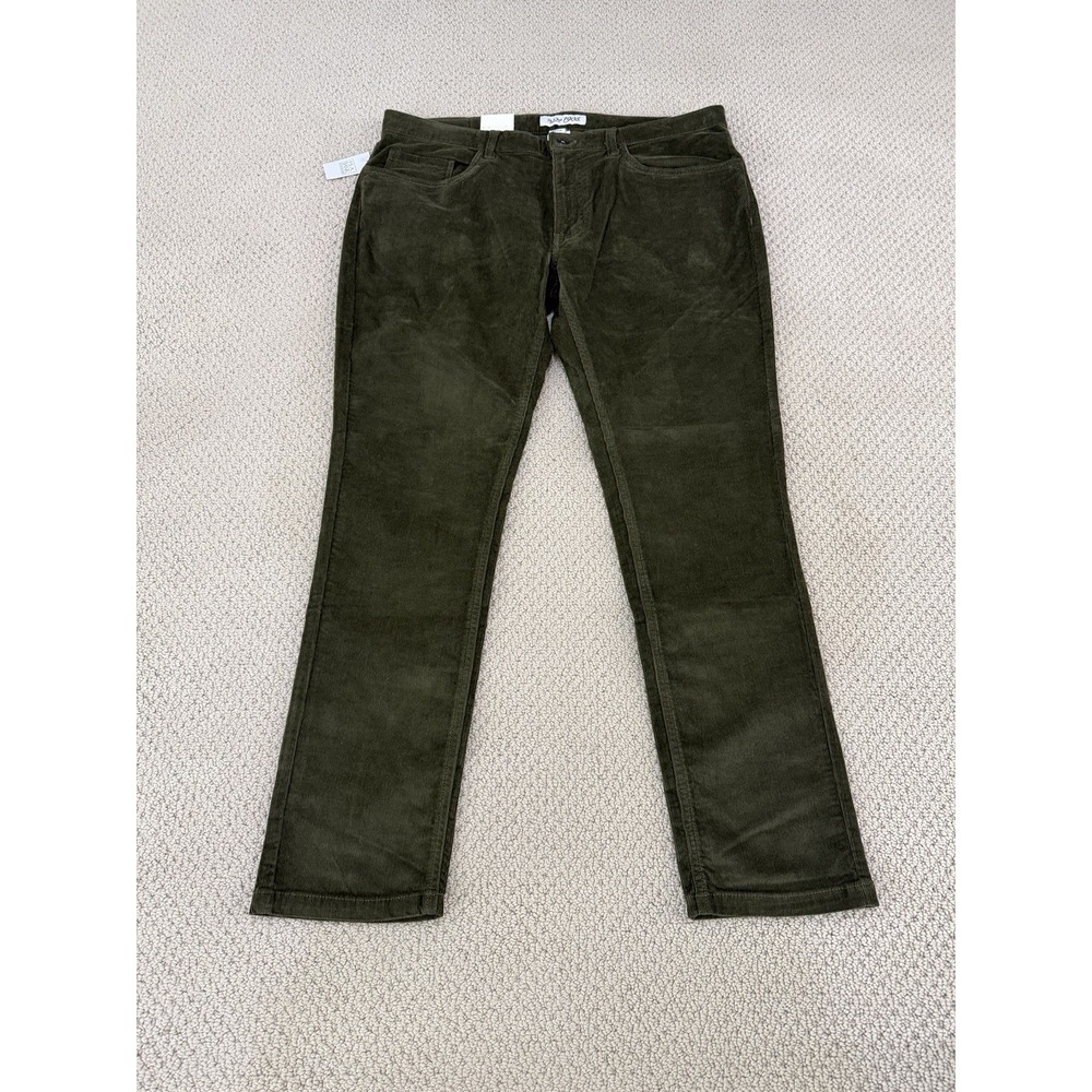 jos a bank men corduroy pants size 40W 32L NEW WITH TAG